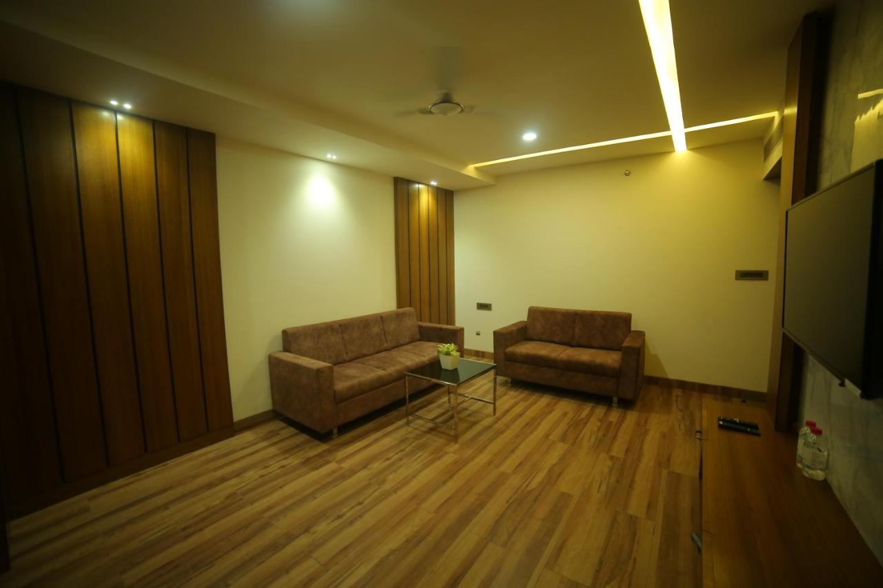 Sree Fortune Grand, Tadepalli Hotel Tadepalle Exterior photo