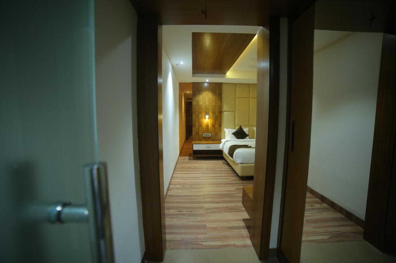 Sree Fortune Grand, Tadepalli Hotel Tadepalle Exterior photo