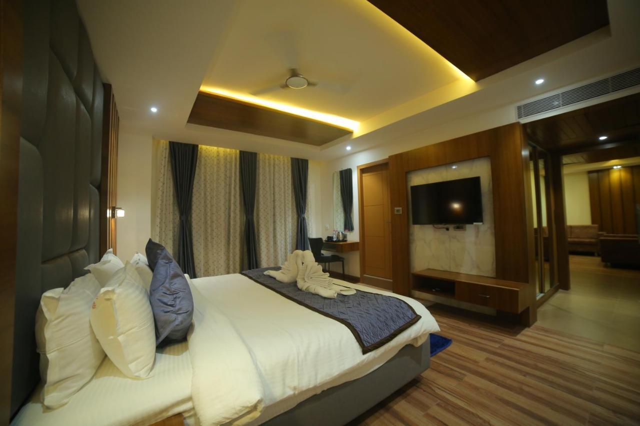 Sree Fortune Grand, Tadepalli Hotel Tadepalle Exterior photo