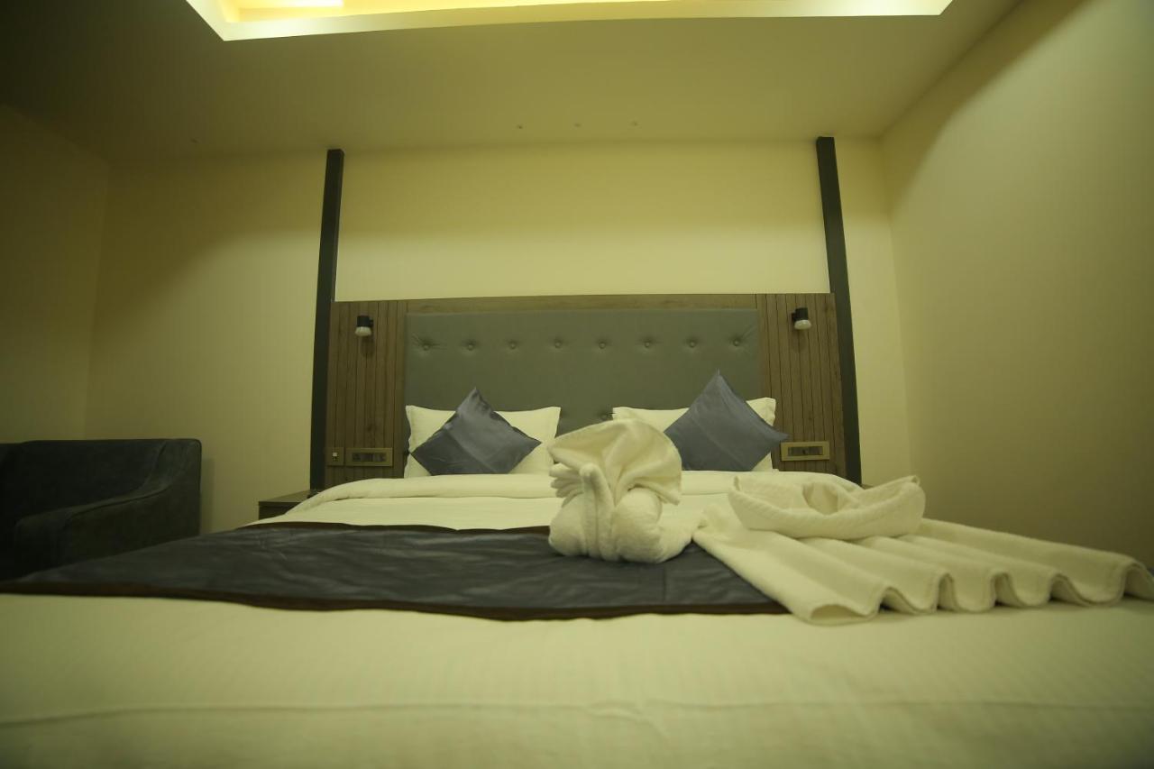 Sree Fortune Grand, Tadepalli Hotel Tadepalle Exterior photo