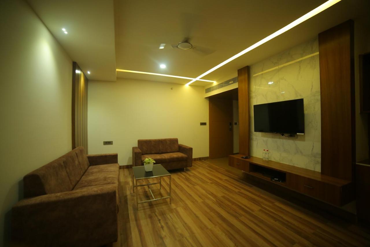 Sree Fortune Grand, Tadepalli Hotel Tadepalle Exterior photo